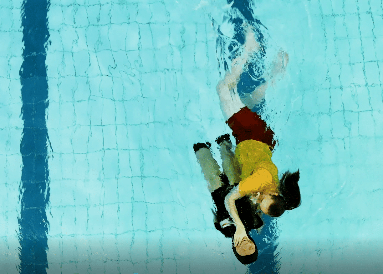 Ruth Lee Pool Rescue livredningsdukke - Bilde 6